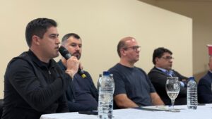 Read more about the article Acamosc participa audiência sobre estadualização de estradas rurais entre Pinhalzinho e Quilombo